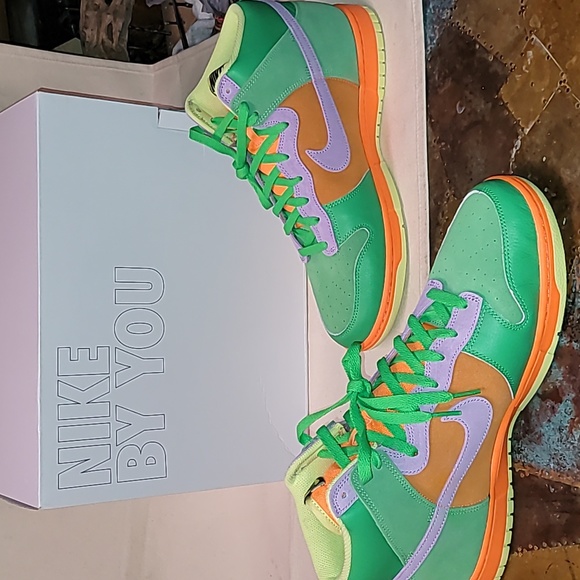 Nike by YOU. Dunk High. Released on Nike.UK. Men's size 13 (USA) size 12 (UK) - Picture 11 of 16